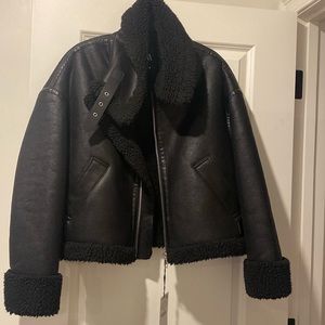NWT Zara black Sherpa crop jacket
